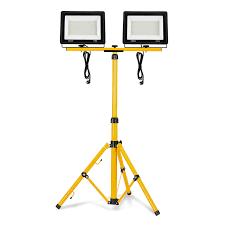 Focos LED Exterior 200W IP66 con Trípode - UISERBT